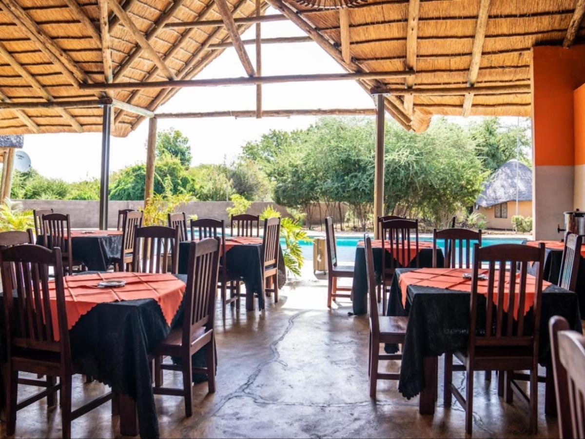 Nkanga Hotel Kasane Eksteriør billede